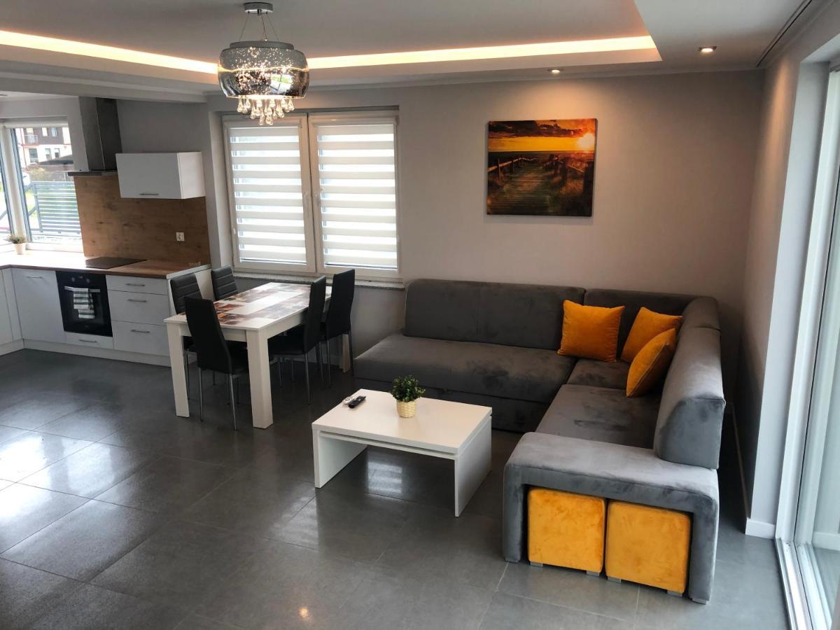 Domki Apartamentowe Na Wrzosach Jastrzębia Góra Exteriör bild